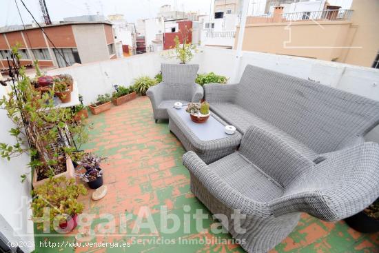 AMPLIA CASA CON LOCAL COMERCiAL, TERRAZA Y TRASTERO - CASTELLON