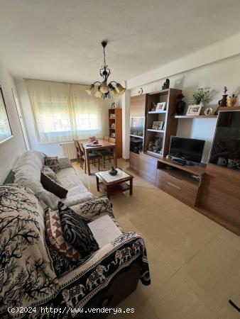 BONITO PISO EN VENTA EN CORNELLA DE LLOBREGAT - BARCELONA