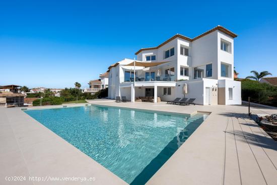 Exclusiva villa con vistas al mar - MALAGA