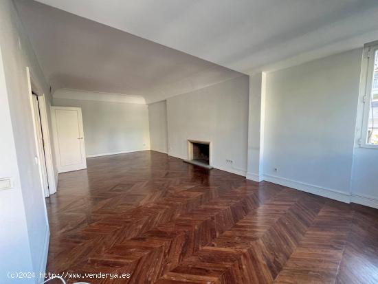  Apartamento de 5 dormitorios a la venta en Chamartin, Hispanoamérica. Madrid - MADRID 