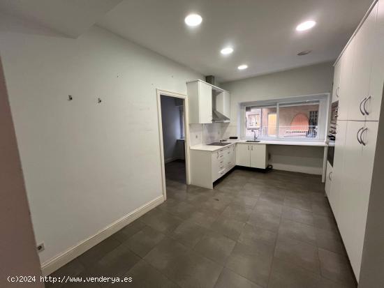 Apartamento de 5 dormitorios a la venta en Chamartin, Hispanoamérica. Madrid - MADRID