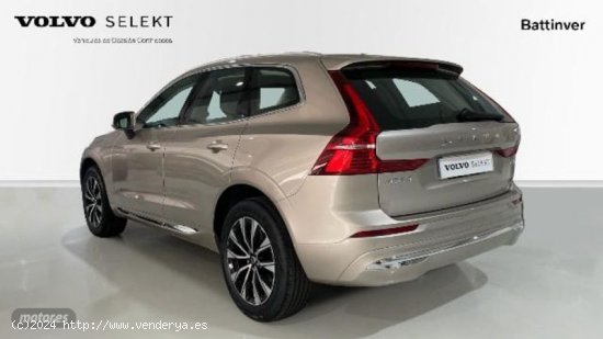 Volvo XC 60 2.0 B4 P PLUS BRIGHT AUTO 197 5P de 2023 con 18.788 Km por 47.900 EUR. en Madrid