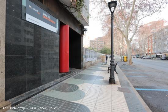 LOCAL DE 170 M² EN AVENIDA REINA VICTORIA - MURCIA