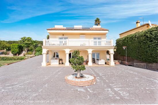  Casa o chalet en venta en Guadalobón - MALAGA 