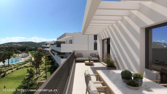 Ático de 3 dormitorios y 2 baños con vistas al Mar. Nueva Milla de Oro, Estepona - MALAGA