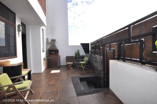 SE VENDE DUPLEX EN SAN BARTOLOME CON VISTAS AL MAR - LAS PALMAS