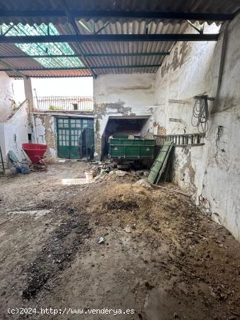  CASA PARA DERRIBAR/REFORMAR ZONA CÉNTRICA - SEVILLA 