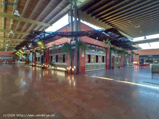 CONJUNTO DE LOCALES EN CENTRO COMERCIAL  PUNTA ALMENARA - HUELVA