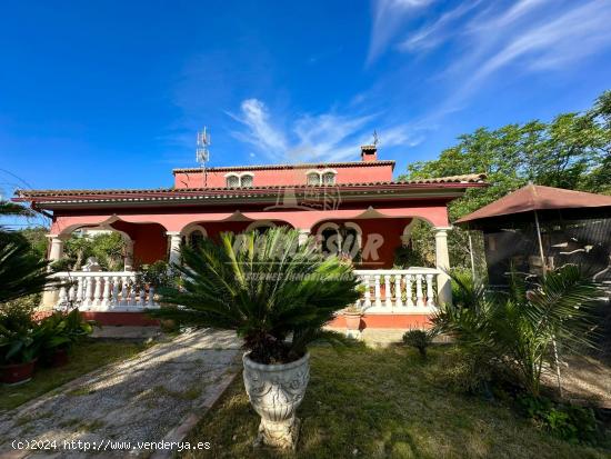 CUEVAS BAJAS- NO HIPOTECABLE - Parcela de 6.000m² con casa de 2 plantas. - CORDOBA