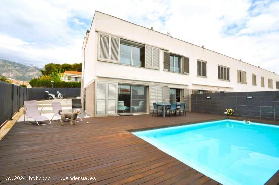  Chalet con piscina en Alcanar - TARRAGONA 