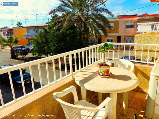 VENTA DE BUNGALOW DE 3 DORMITORIOS EN EL CENTRO DE CABO DE PALOS - MURCIA