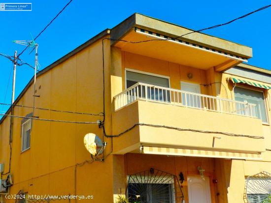 VENTA DE BUNGALOW DE 3 DORMITORIOS EN EL CENTRO DE CABO DE PALOS - MURCIA