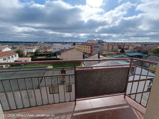 Piso en venta en Iscar. 4ª planta con ascensor. Ref.1921 - VALLADOLID