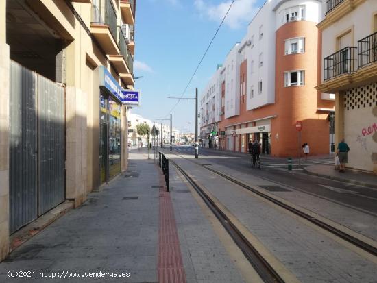 PISO EN CALLE MENDIZABAL (EL PAJARO), PLANTA BAJA CON PATIO - CADIZ