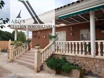 ESTUPENDO CHALET EN SAN VICENTE DEL RASPEIG URB VILLAMONTES - ALICANTE