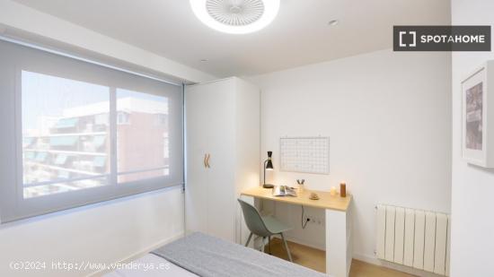 Habitaciones en alquiler en el apartamento de 5 dormitorios en Camins Al Grau - VALENCIA