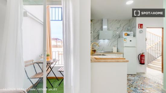 Apartamento estudio en alquiler en Triana, Sevilla - SEVILLA