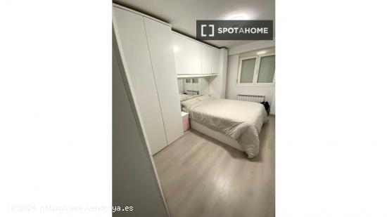 Apartamento entero de 2 dormitorios en Barcelona. - BARCELONA