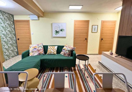 Piso de 3 habitaciones en alquiler en Valencia - VALENCIA