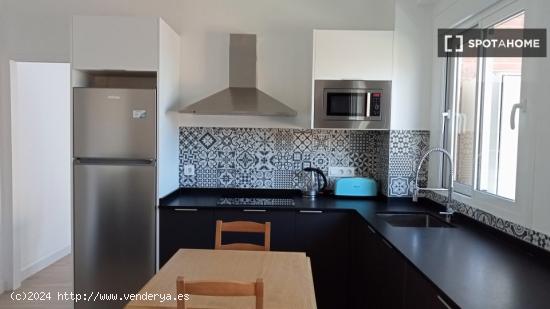 Apartamento de 2 dormitorios en alquiler en Patraix, Valencia. - VALENCIA