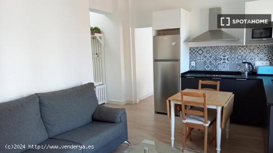 Apartamento de 2 dormitorios en alquiler en Patraix, Valencia. - VALENCIA