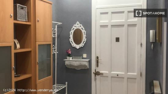 Apartamento de 1 dormitorio en alquiler en Pacífico - MADRID