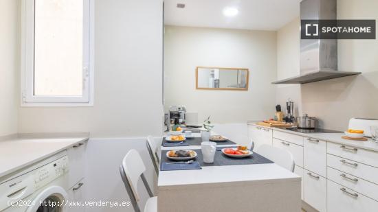 Apartamento entero de 3 habitaciones en Barcelona. - BARCELONA