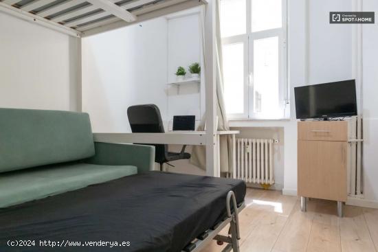 Apartamento de 1 dormitorio en alquiler en Madrid - MADRID