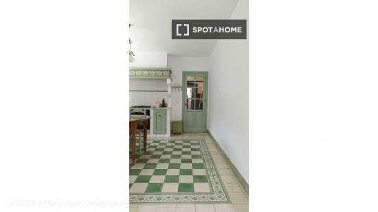 Se alquila apartamento de 1 dormitorio en Puerto de la Torre. málaga - MALAGA