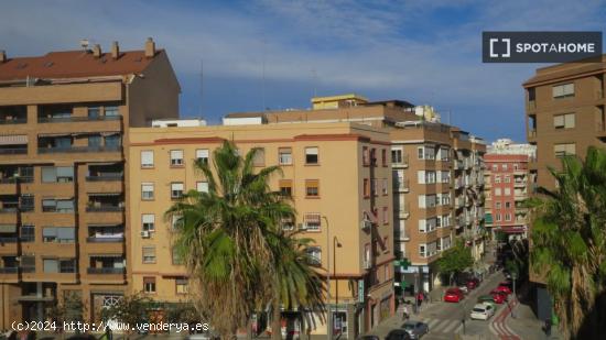 Piso entero de 3 dormitorios en valència. - VALENCIA