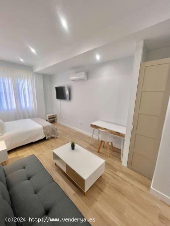 Apartamento de 1 dormitorio en alquiler en Hortaleza - MADRID