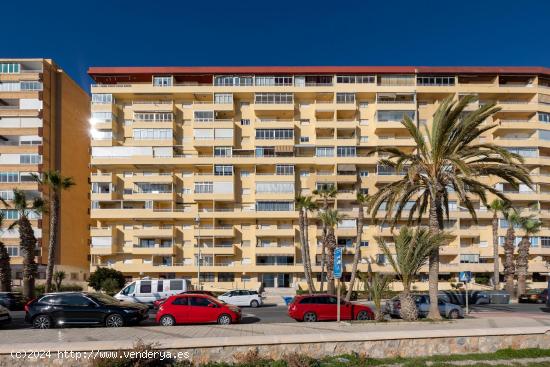 !!Espectacular vivienda en primera linea de playa!! - GRANADA