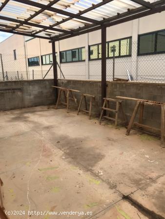 OPORTUNIDAD, SE VENDE NAVE INDUSTRIAL EN RODA DE BERA - TARRAGONA