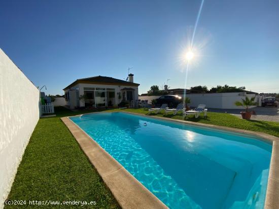 Chalet en Chiclana de la Frontera - CADIZ