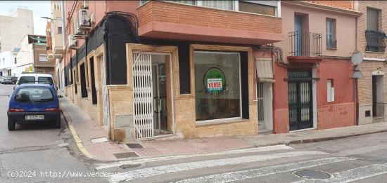  SE VENDE GRAN LOCAL COMERCIAL EN LA CALLE GUZMAN CONVERTIBLE EN VIVIENDA - CASTELLON 