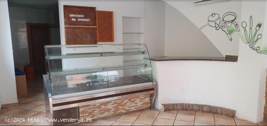 SE VENDE GRAN LOCAL COMERCIAL EN LA CALLE GUZMAN CONVERTIBLE EN VIVIENDA - CASTELLON