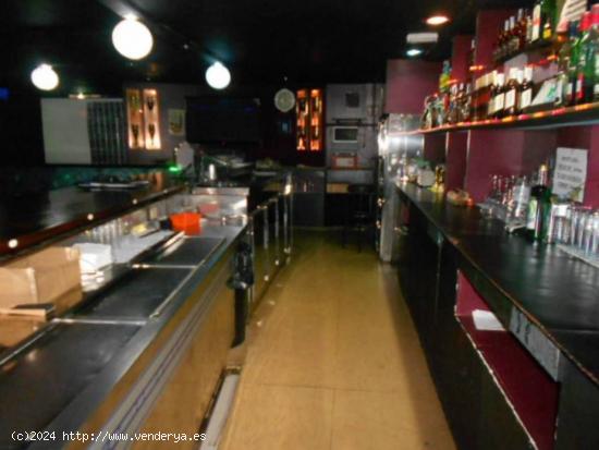 BAR EN ALQUILER CON TRASPASO - BARCELONA