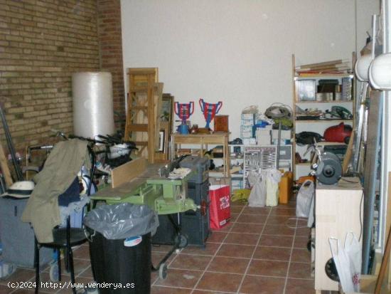 LOCAL COMERCIAL EN ALQUILER - BARCELONA