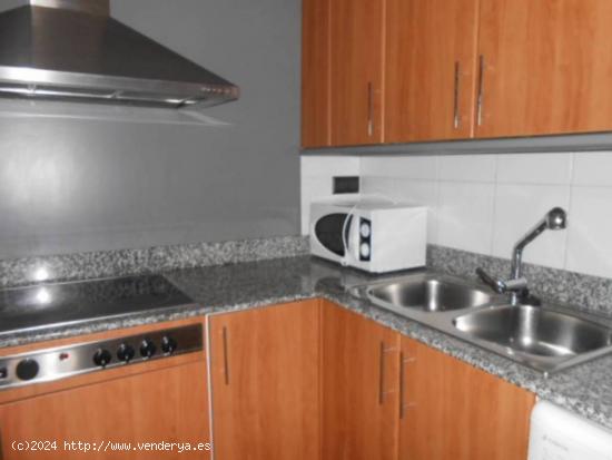 PISO EN VENTA - IDEAL INVERSORES RENTABILIDAD 480€ - BARCELONA