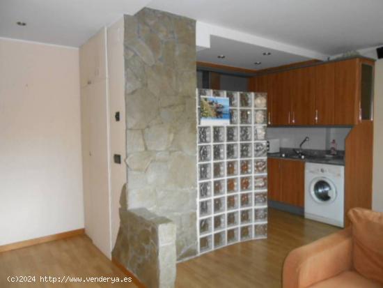 PISO EN VENTA - IDEAL INVERSORES RENTABILIDAD 480€ - BARCELONA