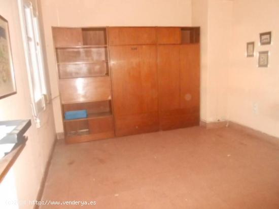 PISO EN VENTA CON PATIO 60M2 - BARCELONA