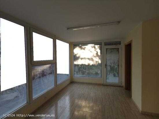 LOCAL COMERCIAL DE OBRA NUEVA EN VENTA - BARCELONA