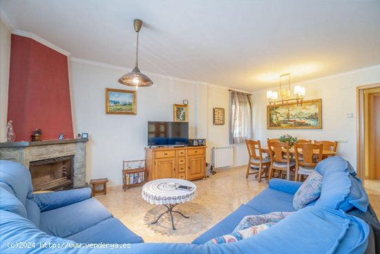 Unifamiliar adosada en venta  en Castellò d Empuries - Girona