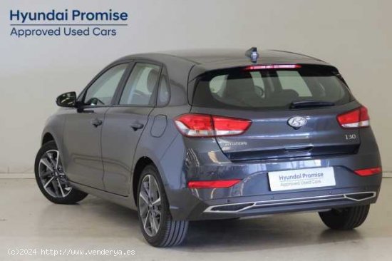 Hyundai i30 ( 1.5 DPI Klass SLX 110 )  - Tarragona