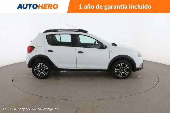 Dacia Sandero 0.9 TCe SL Nomada - 