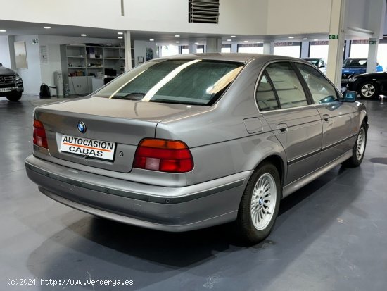 BMW Serie 5 528I AUTO - Gelves