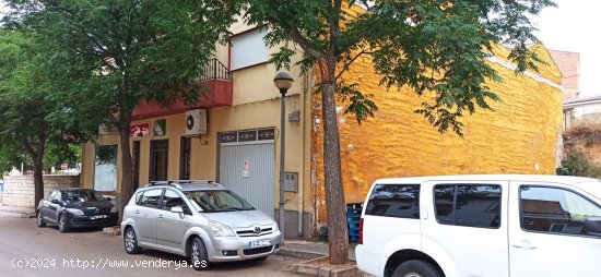 EDIFICIO en venta en Segura de la Sierra