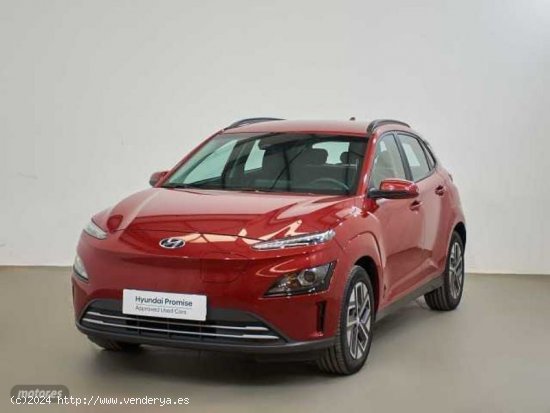 Hyundai Kona Electric Maxx 150kW de 2022 con 40.600 Km por 25.900 EUR. en Cadiz