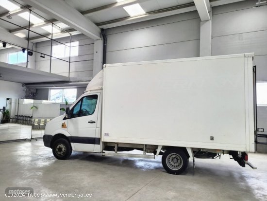 Volkswagen Crafter caja cerrada,paquetera 143cv de 2015 con 340.109 Km por 14.990 EUR. en Valencia