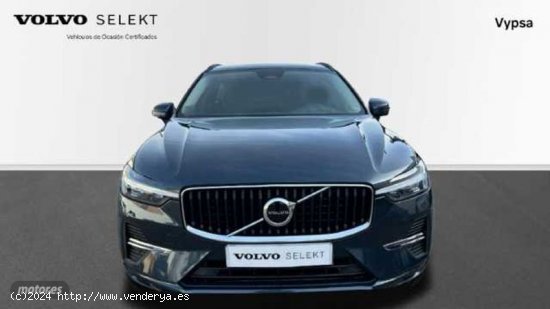 Volvo XC 60 2.0 B4 D CORE AUTO 197 5P de 2022 con 23.085 Km por 44.500 EUR. en Malaga